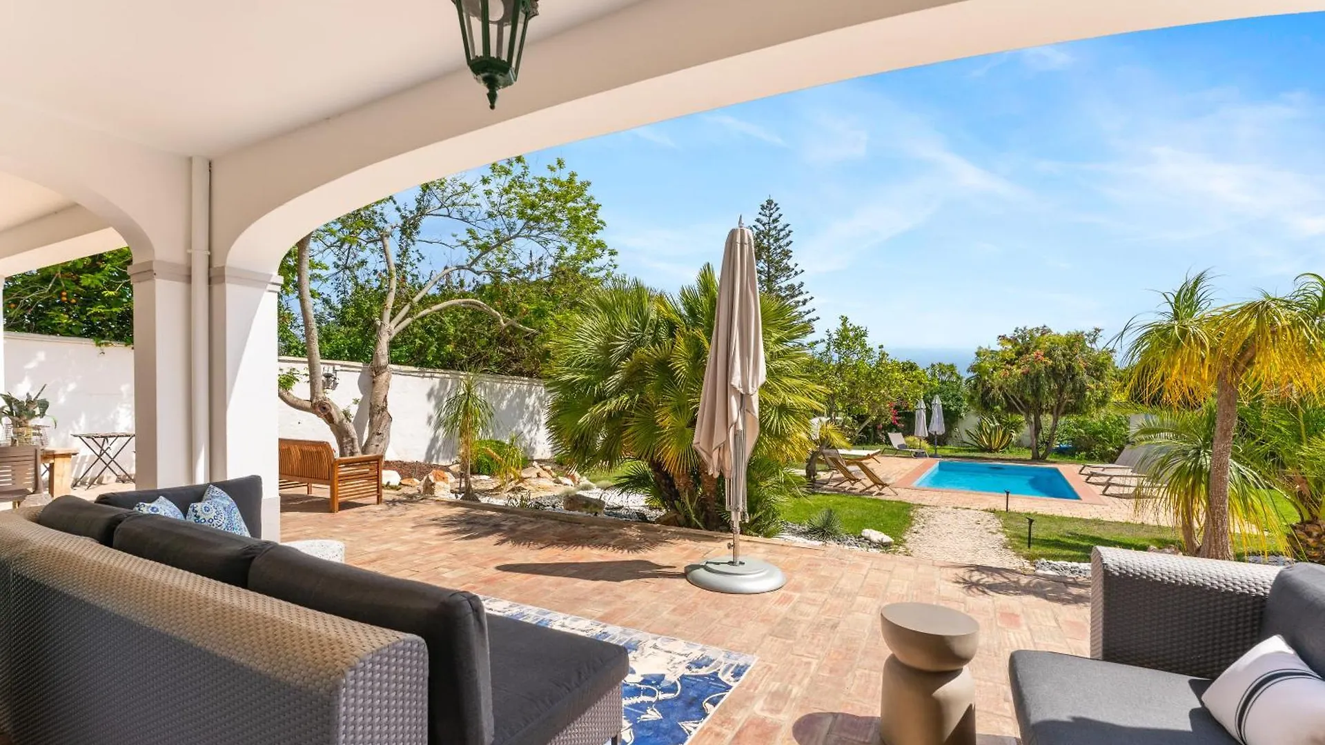 Casa Madeira, Boutique Villa Lagos